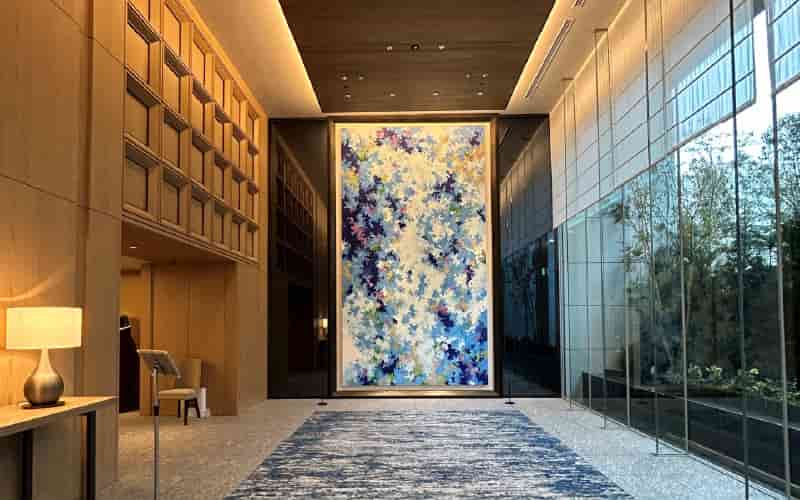 South Hill / 入口大廳